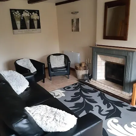 Ty Kena - 2 Bedrooms Merleac